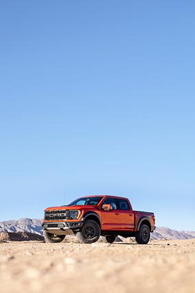 2021 Ford F-150 Raptor phone wallpaper thumbnail.