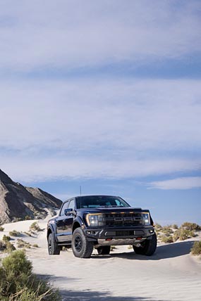 2023 Ford F-150 Raptor R phone wallpaper thumbnail.