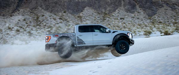 2023 Ford F-150 Raptor R super ultrawide wallpaper thumbnail.