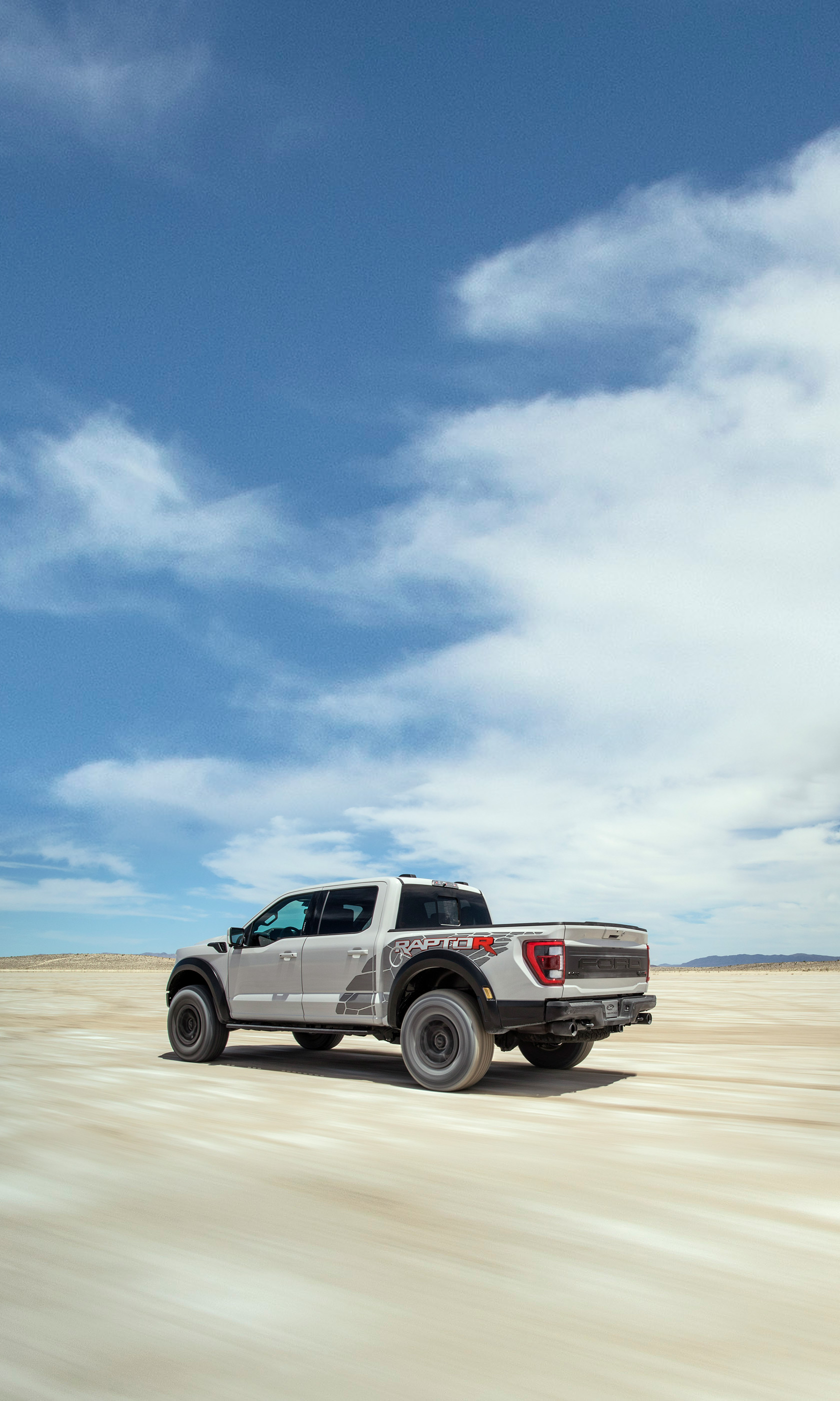  2023 Ford F-150 Raptor R Wallpaper.