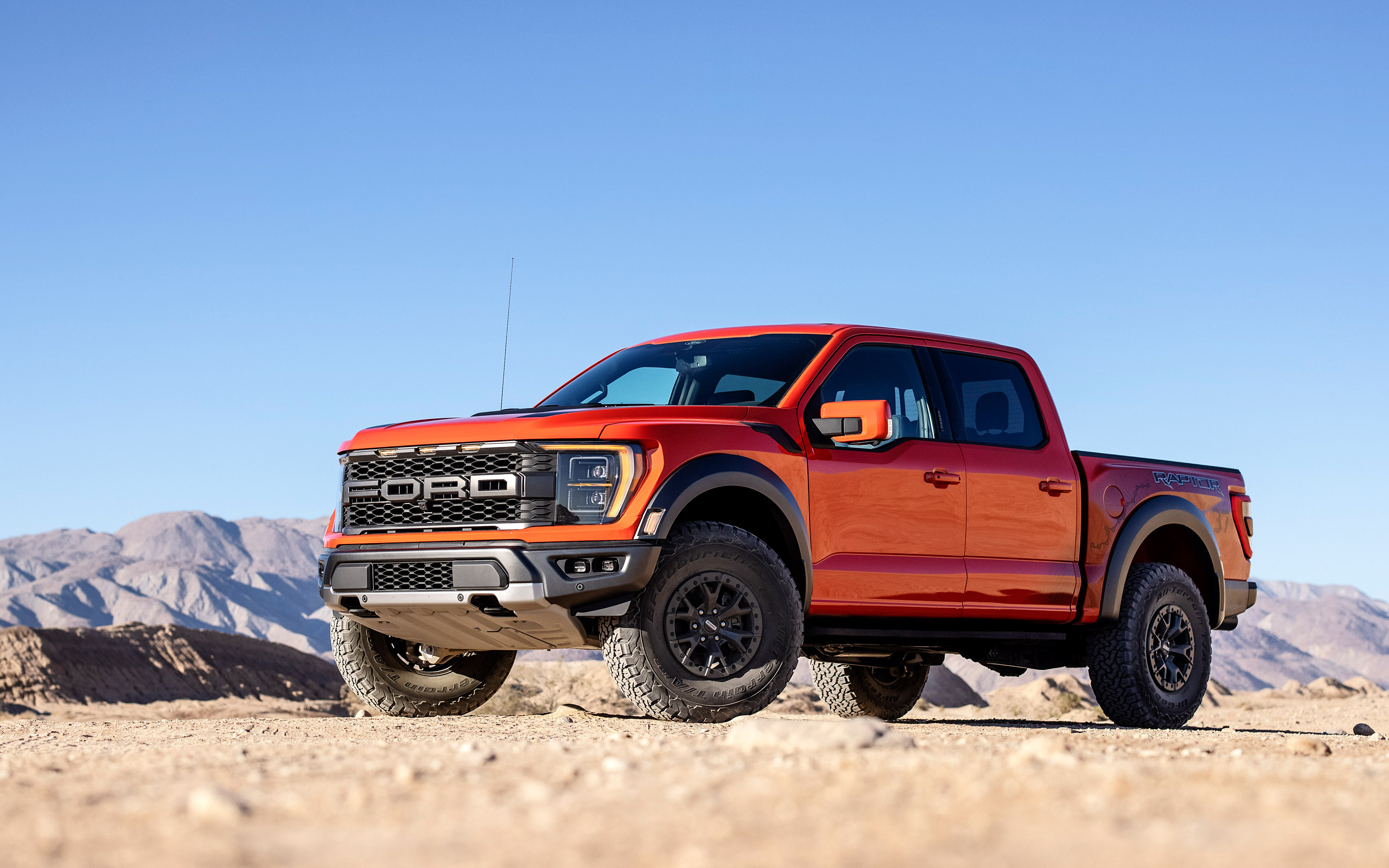  2021 Ford F-150 Raptor Wallpaper.